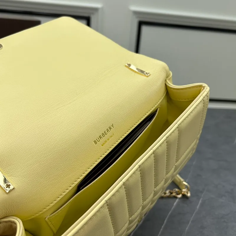 All categories Burberry women's bags (Burberry) Burberry 6346