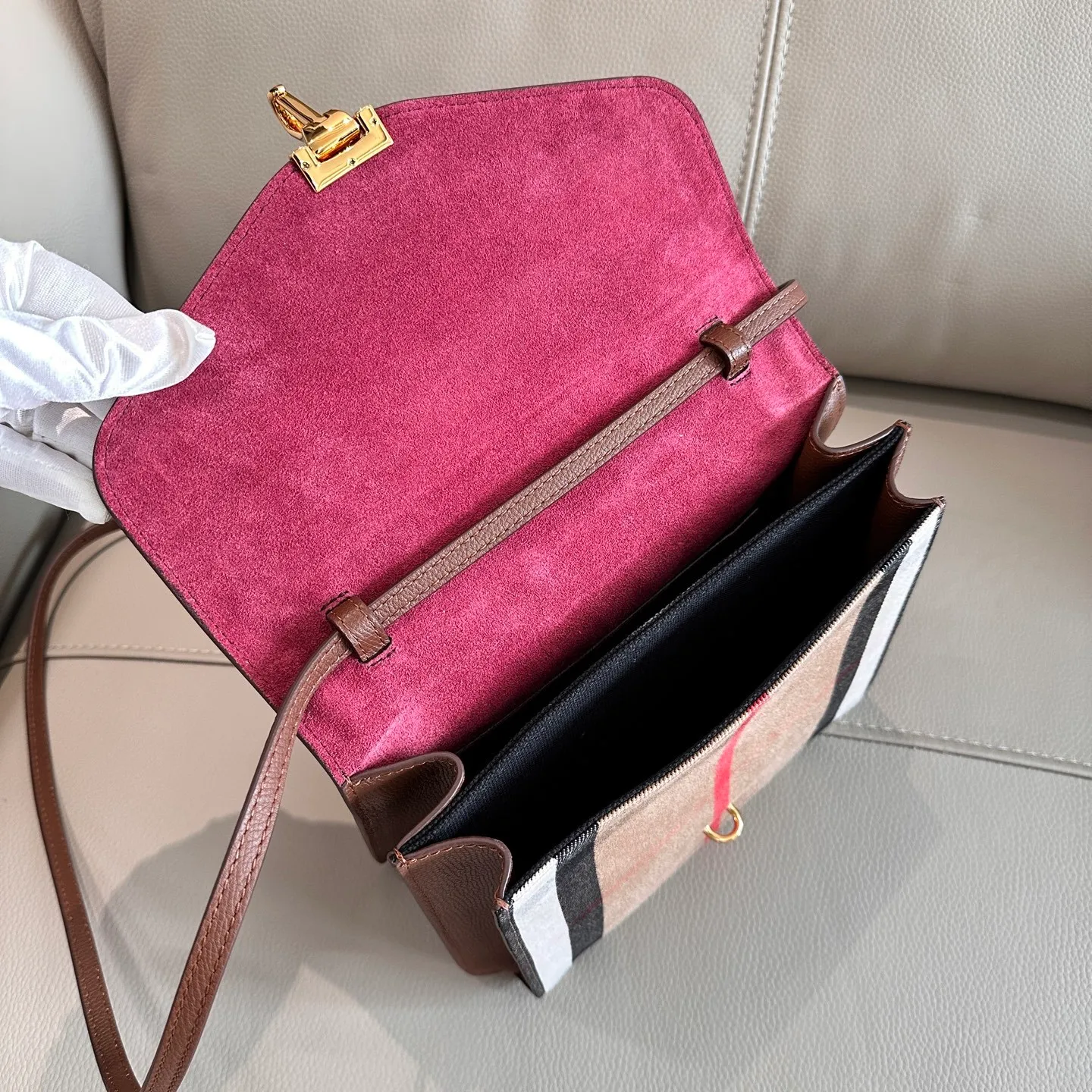 All Categories Official Website "Brand Women's Bags" Women's Bags 💙 Burberry 2025 New Burberry Crossbody Bag