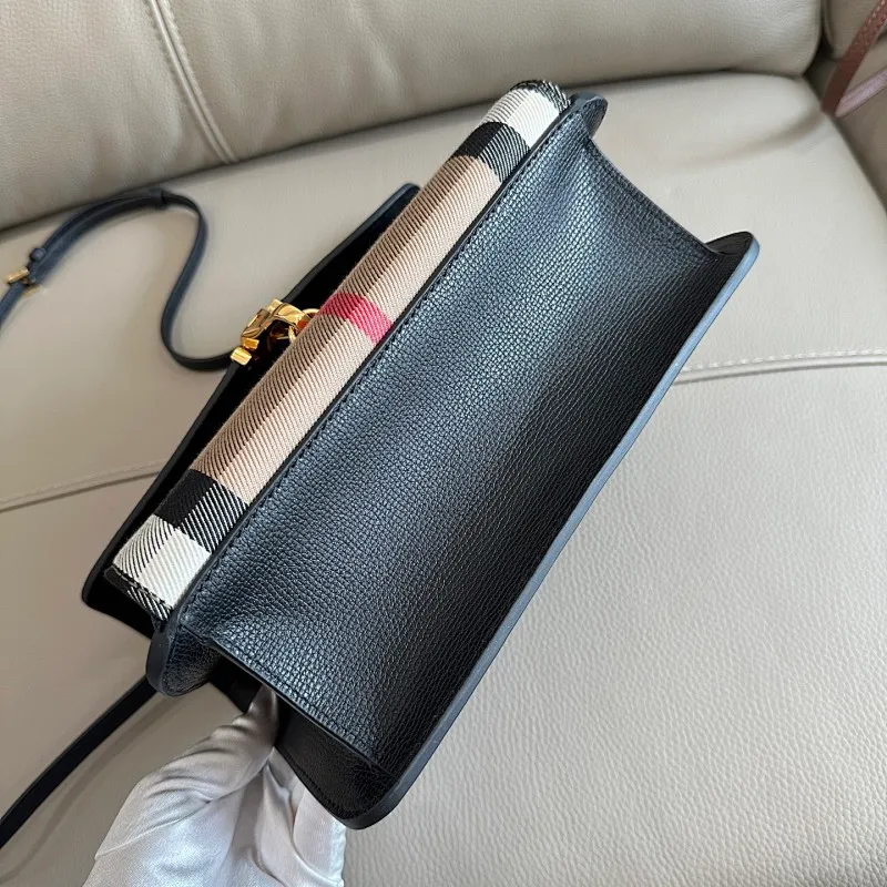 All Categories Official Website "Brand Women's Bags" Women's Bags 💙 Burberry 2025 New Burberry Crossbody Bag