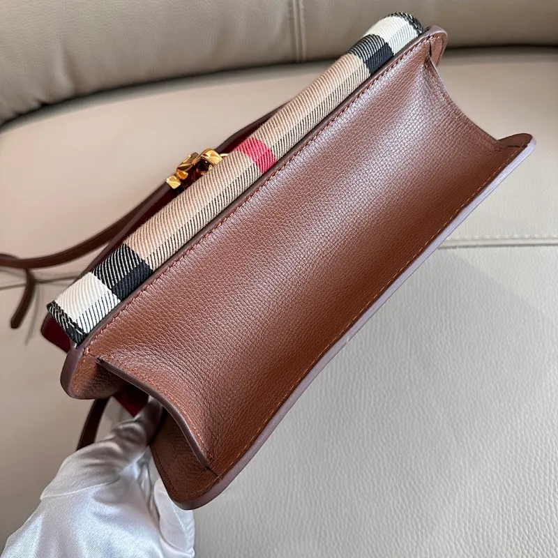 All Categories Official Website "Brand Women's Bags" Women's Bags 💙 Burberry 2025 New Burberry Crossbody Bag