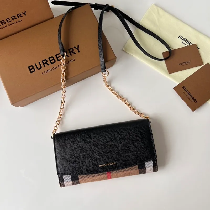 All categories Burberry women's bags (Burberry) Burberry 2501