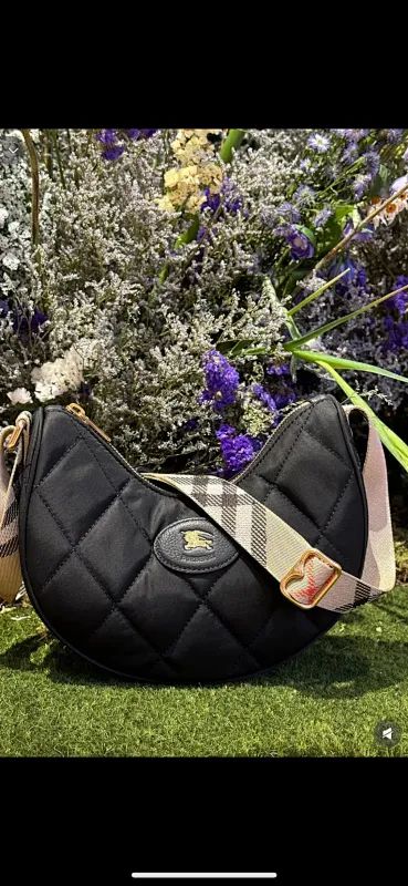 All categories Burberry women's bags (Burberry) Burberry 235
