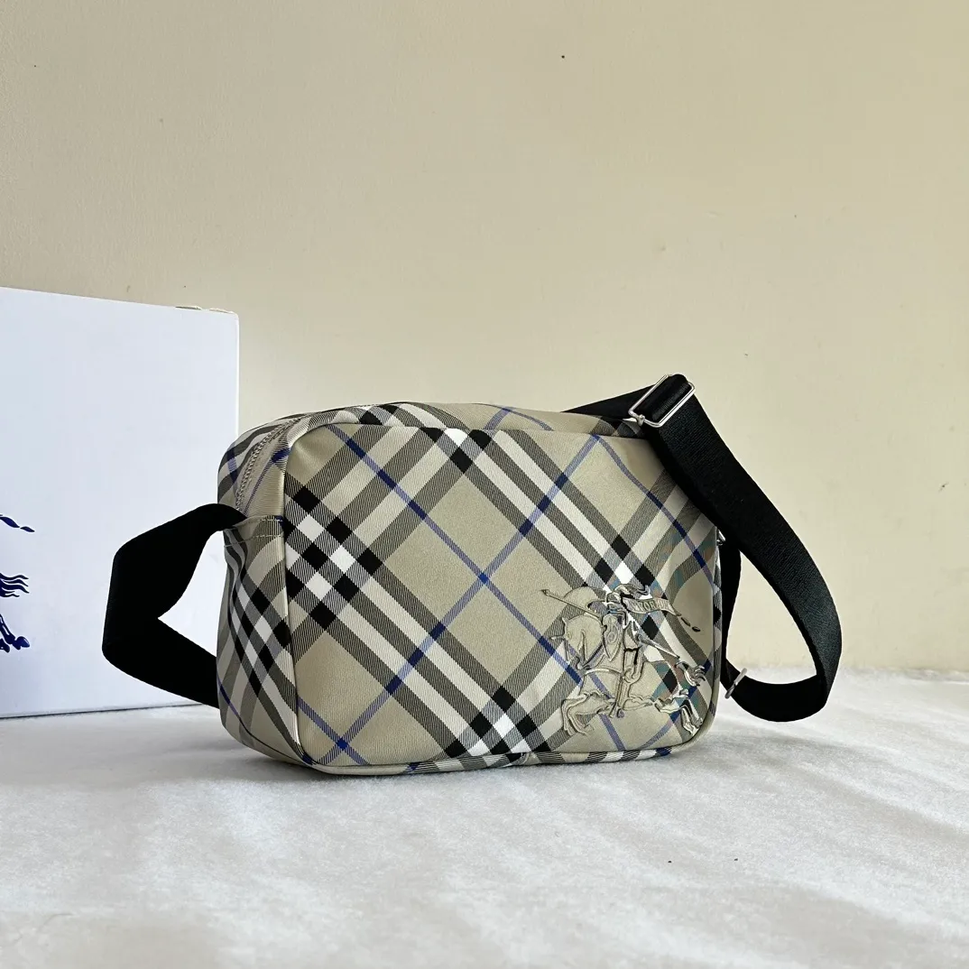 All categories Burberry women's bags (Burberry) Burberry 382