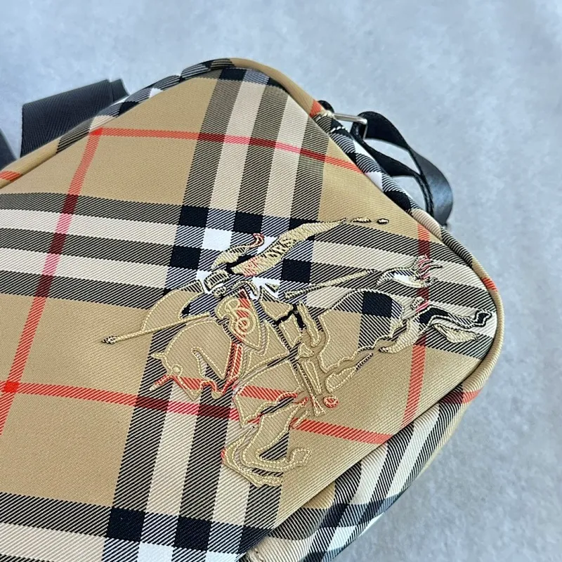 All categories Burberry women's bags (Burberry) Burberry 382