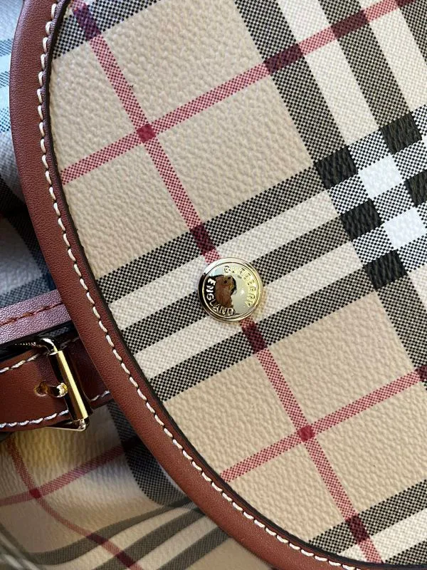All categories Burberry women's bags (Burberry) Burberry 3980