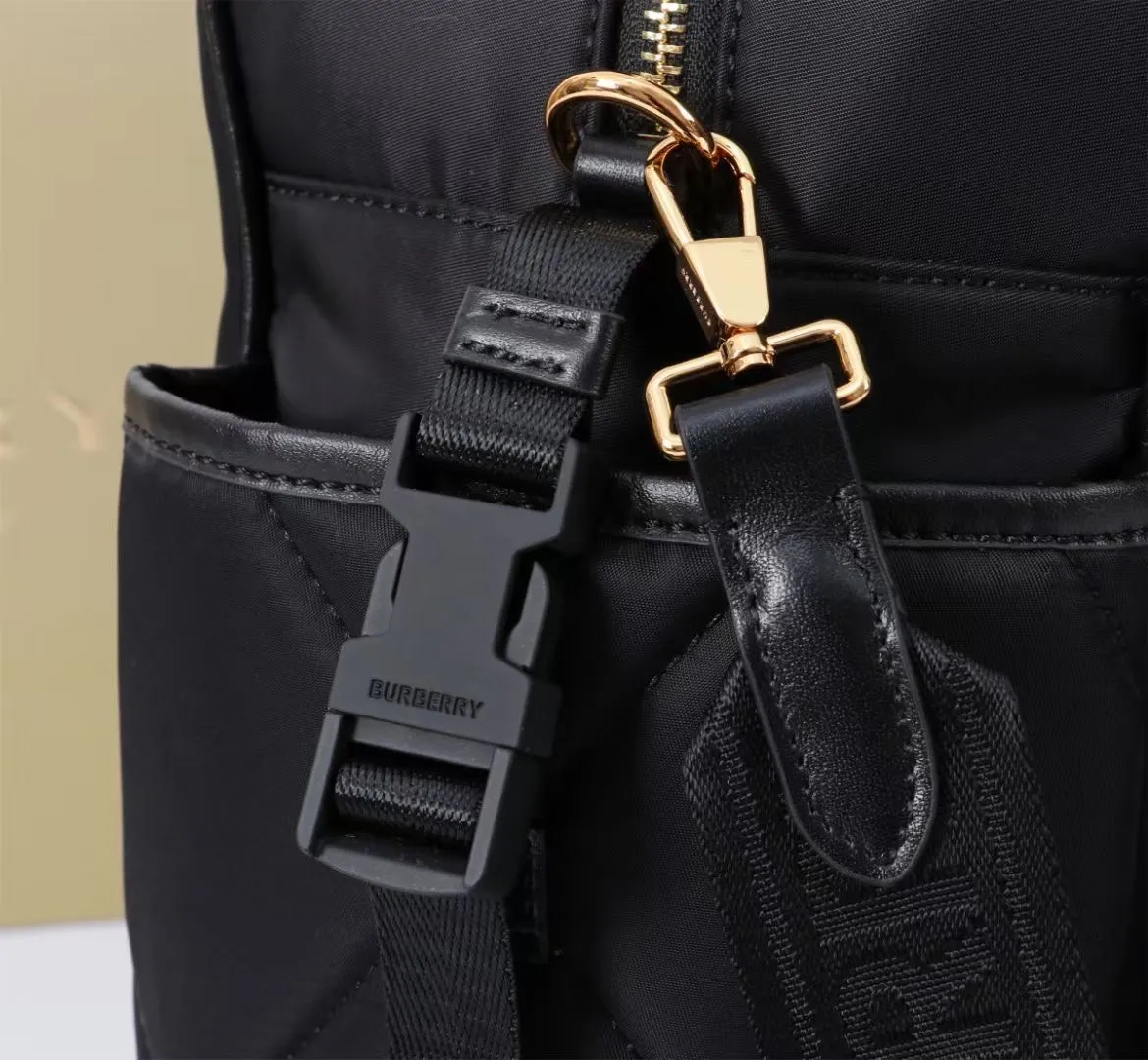 All categories Burberry women's bags (Burberry) Burberry 26017