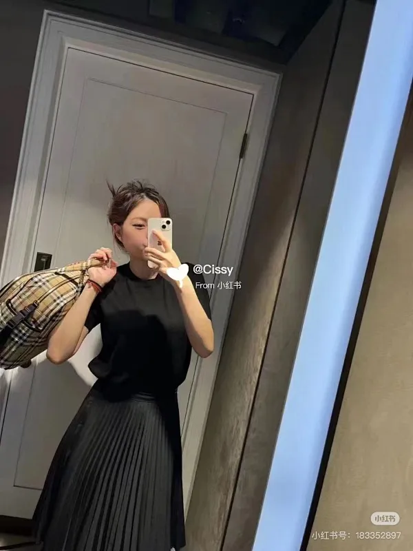 All categories Burberry women's bags (Burberry) Burberry 26017