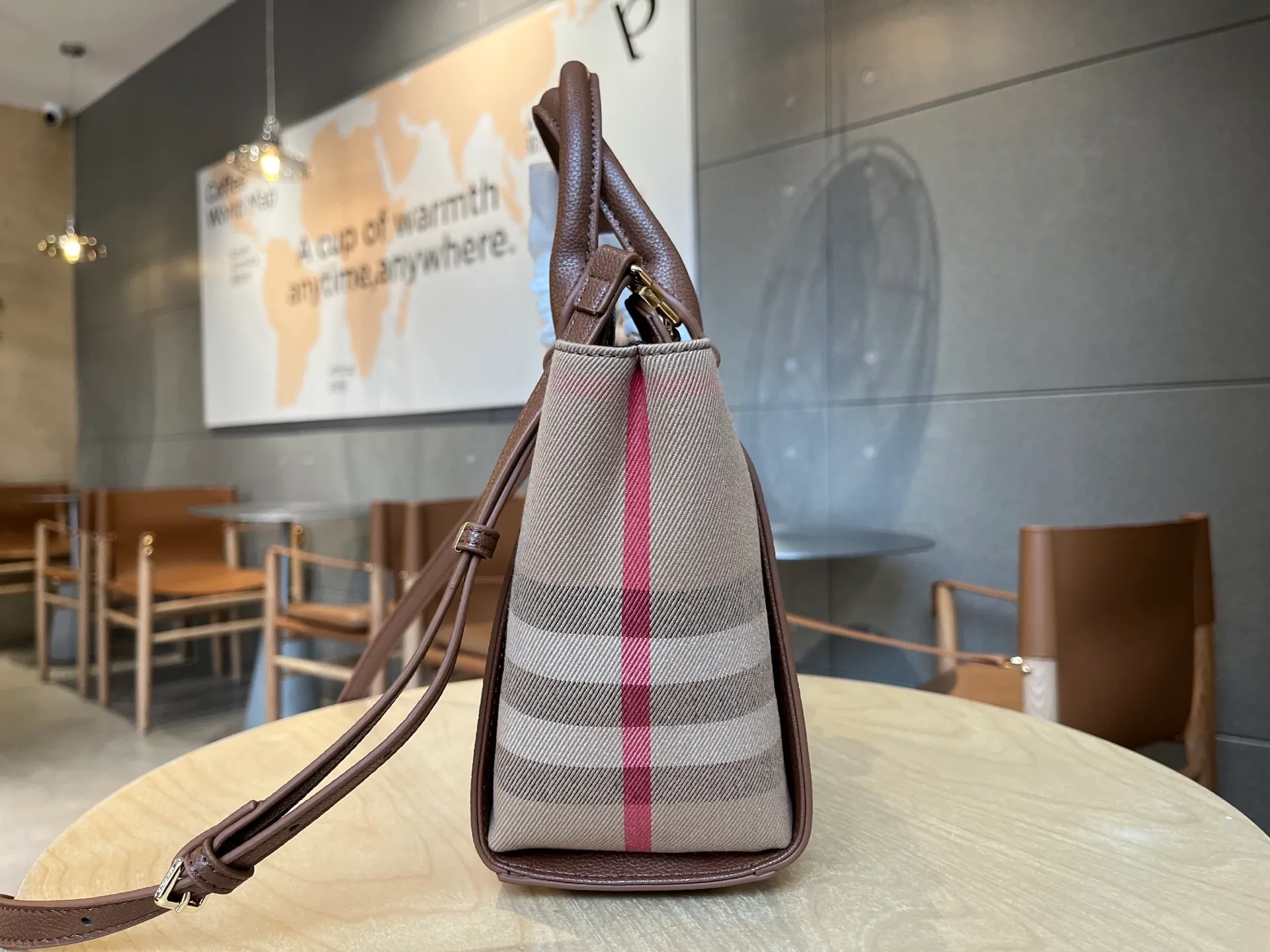 All categories Burberry women's bags (Burberry) Burberry 6609