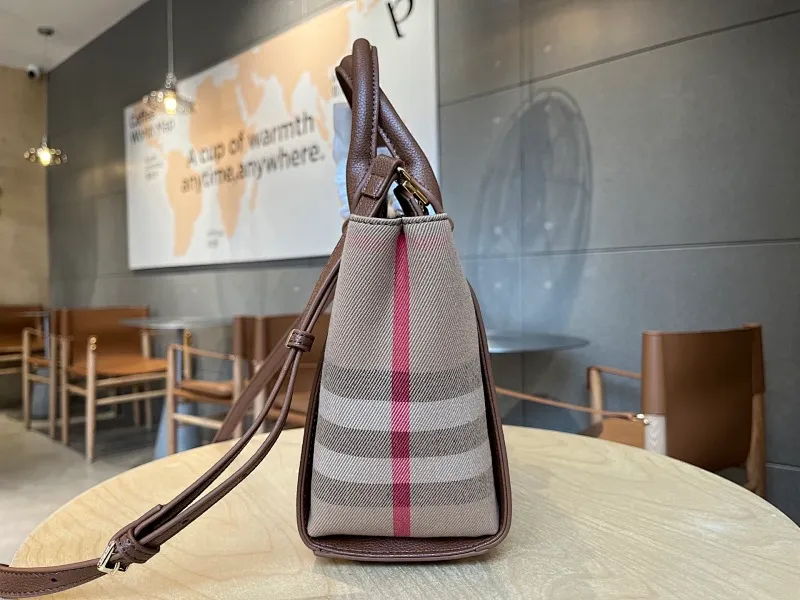 All categories Burberry women's bags (Burberry) Burberry 6609