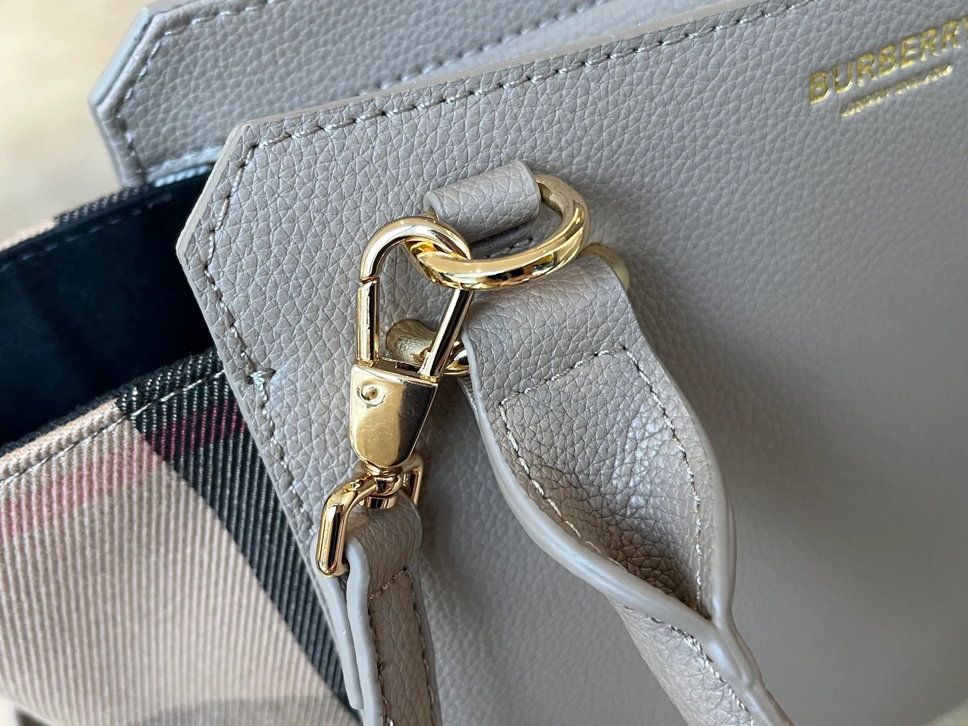 All categories Burberry women's bags (Burberry) Burberry 6609