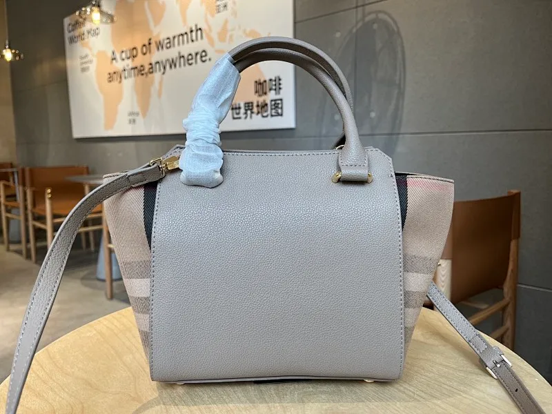 All categories Burberry women's bags (Burberry) Burberry 6609