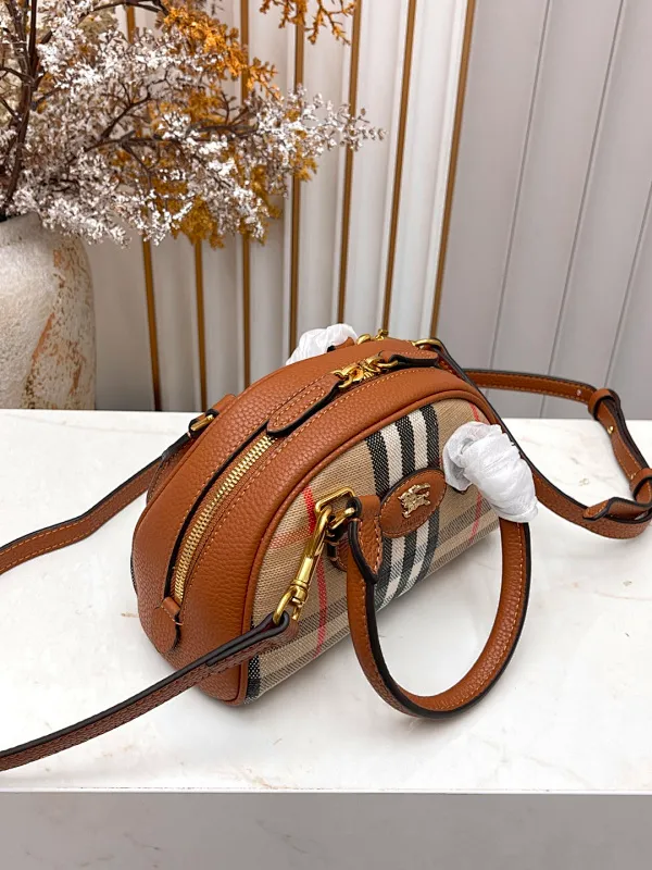 All categories Burberry women's bags (Burberry) Burberry 08994