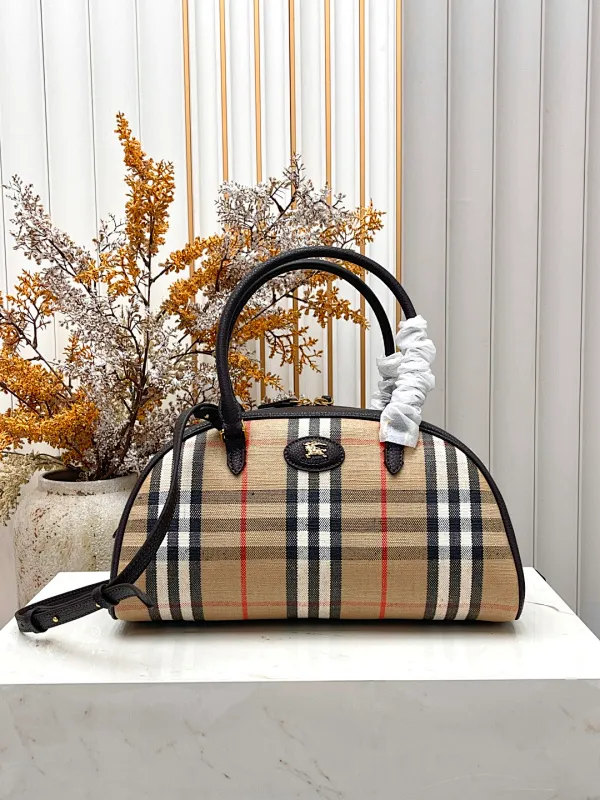All categories Burberry women's bags (Burberry) Burberry 08994