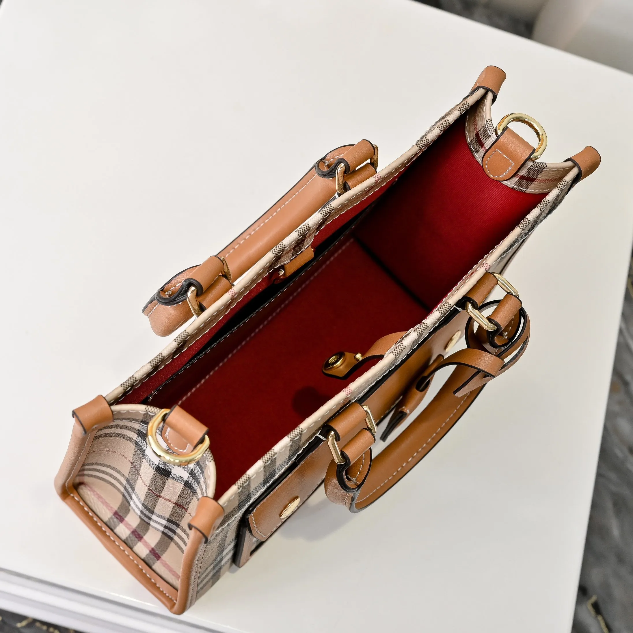 All categories Burberry women's bags (Burberry) Burberry 3325