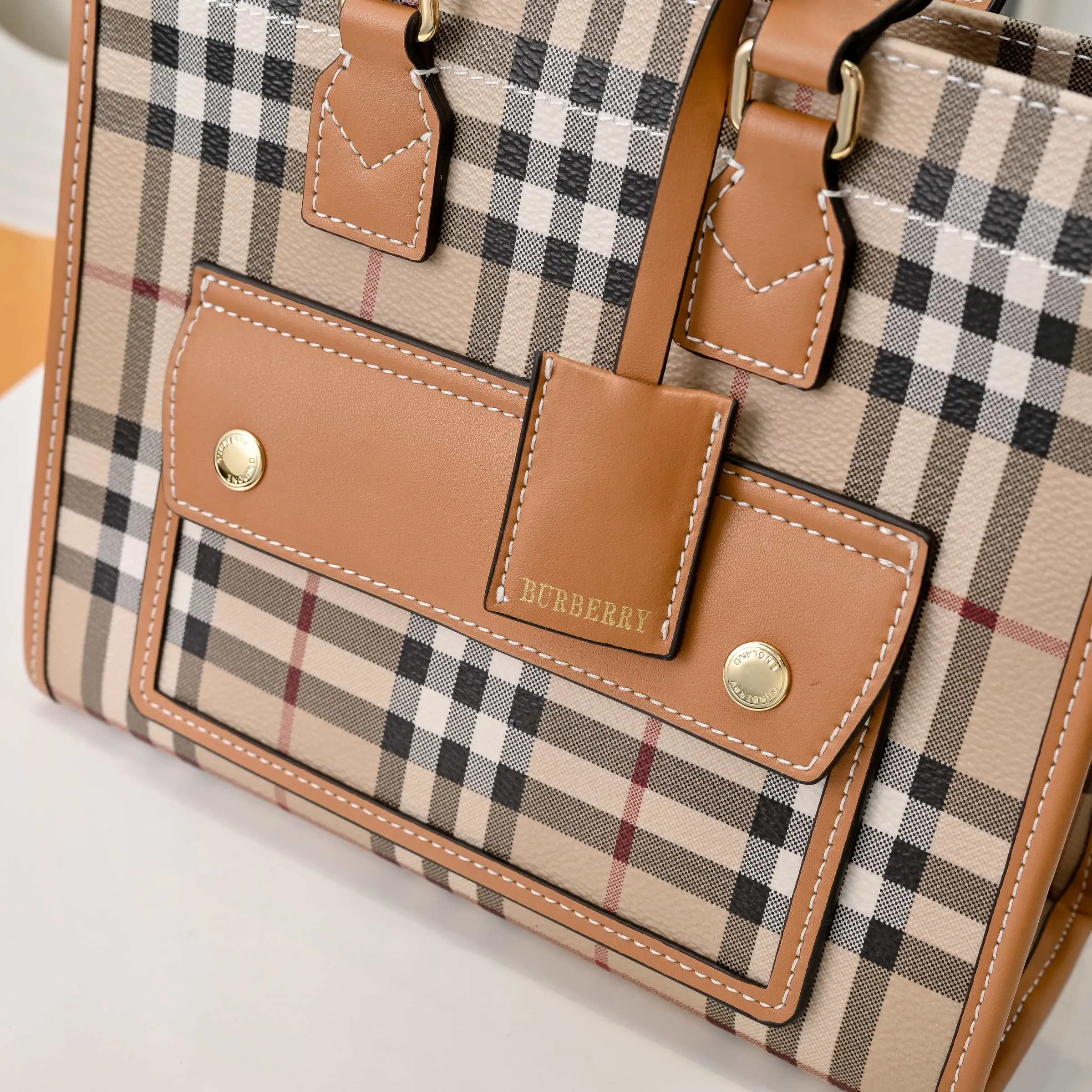 All categories Burberry women's bags (Burberry) Burberry 3325