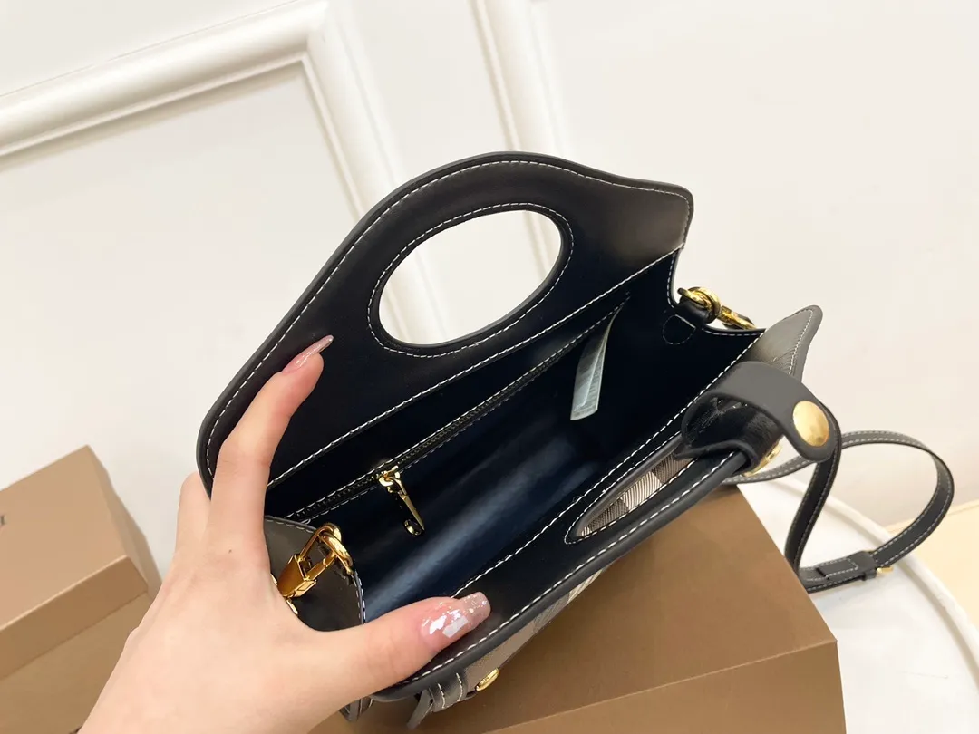 All Categories Official Website "Brand Women's Bags" Women's Bags 💙 Burberry 2023 New Burberry Crossbody Bag