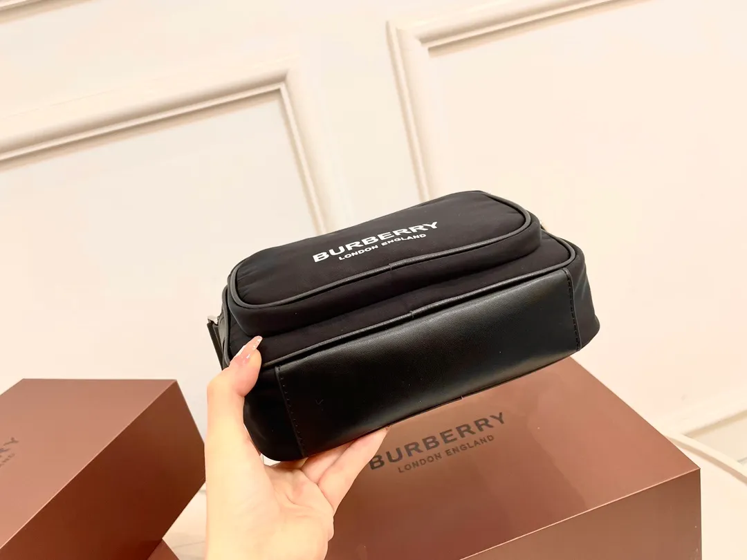All Categories Official Website "Brand Women's Bags" Women's Bags 💙 Burberry 2023 New Burberry Crossbody Bag