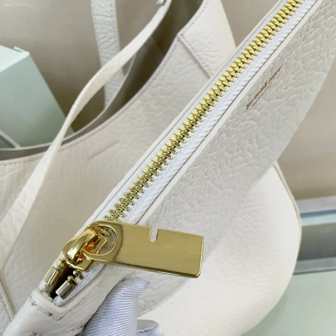 All Categories Official Website "Brand Women's Bags" Women's Bags 💙 Burberry 2025 New Burberry Crossbody Bag