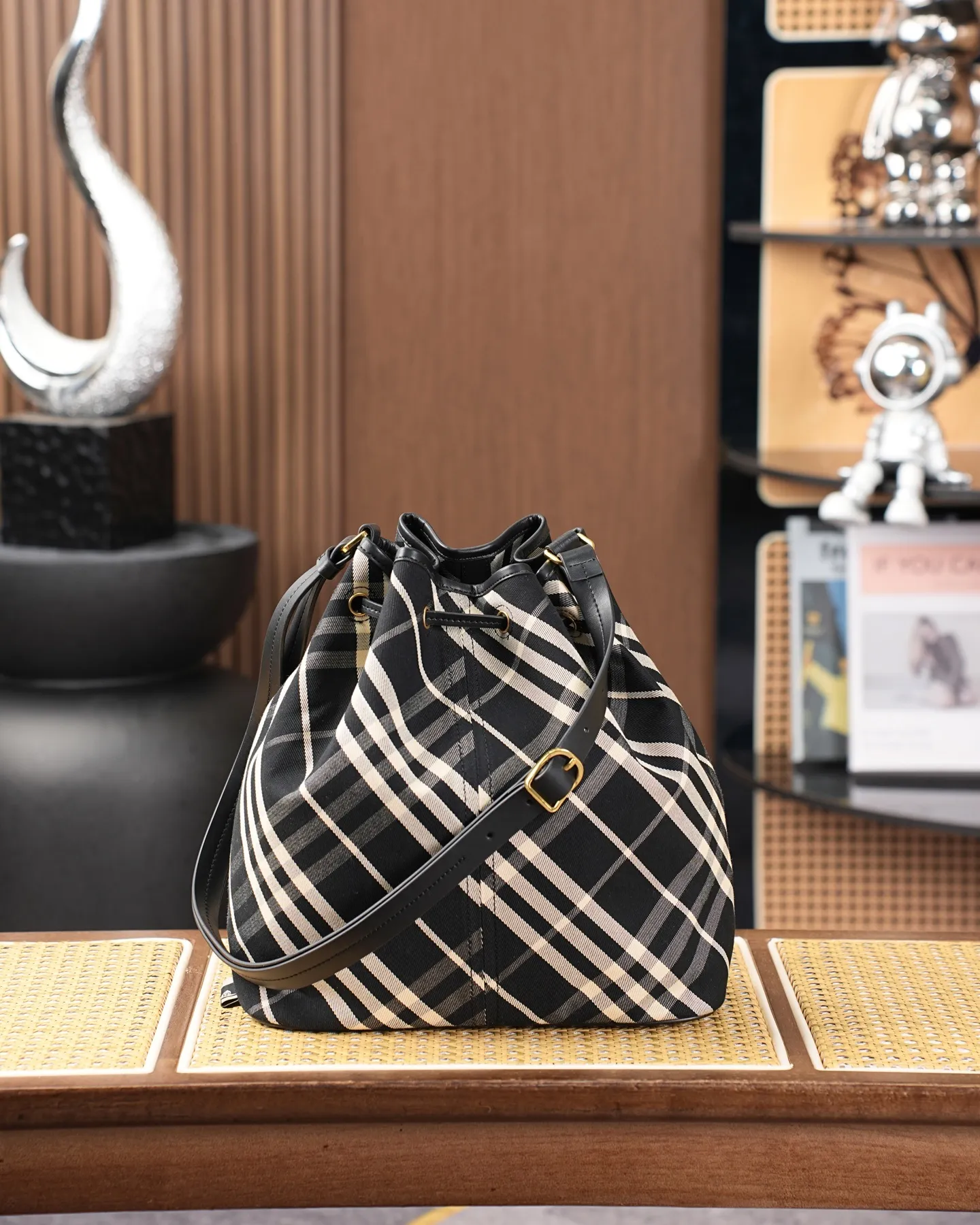 All categories Burberry women's bags (Burberry) Burberry 8386