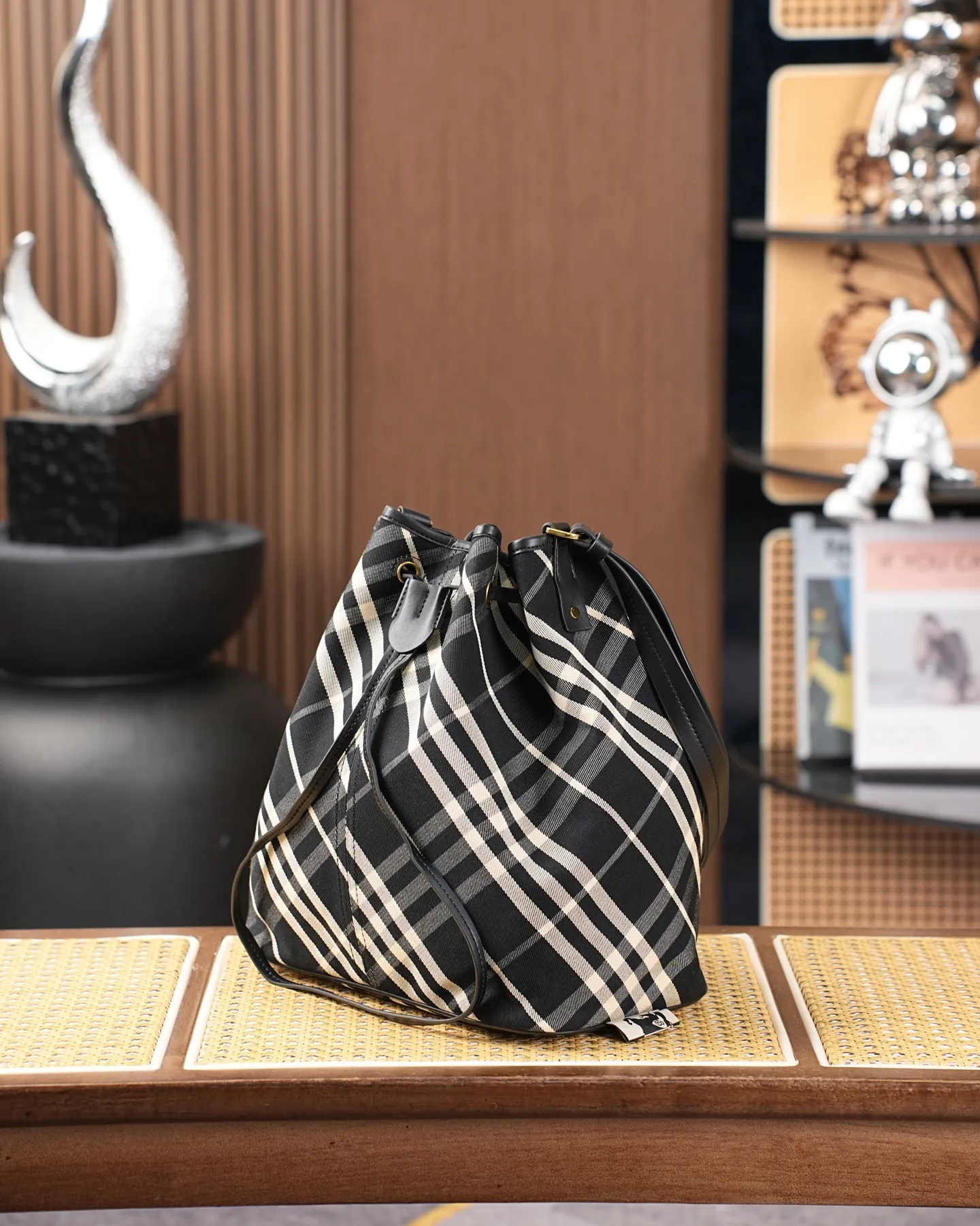 All categories Burberry women's bags (Burberry) Burberry 8386