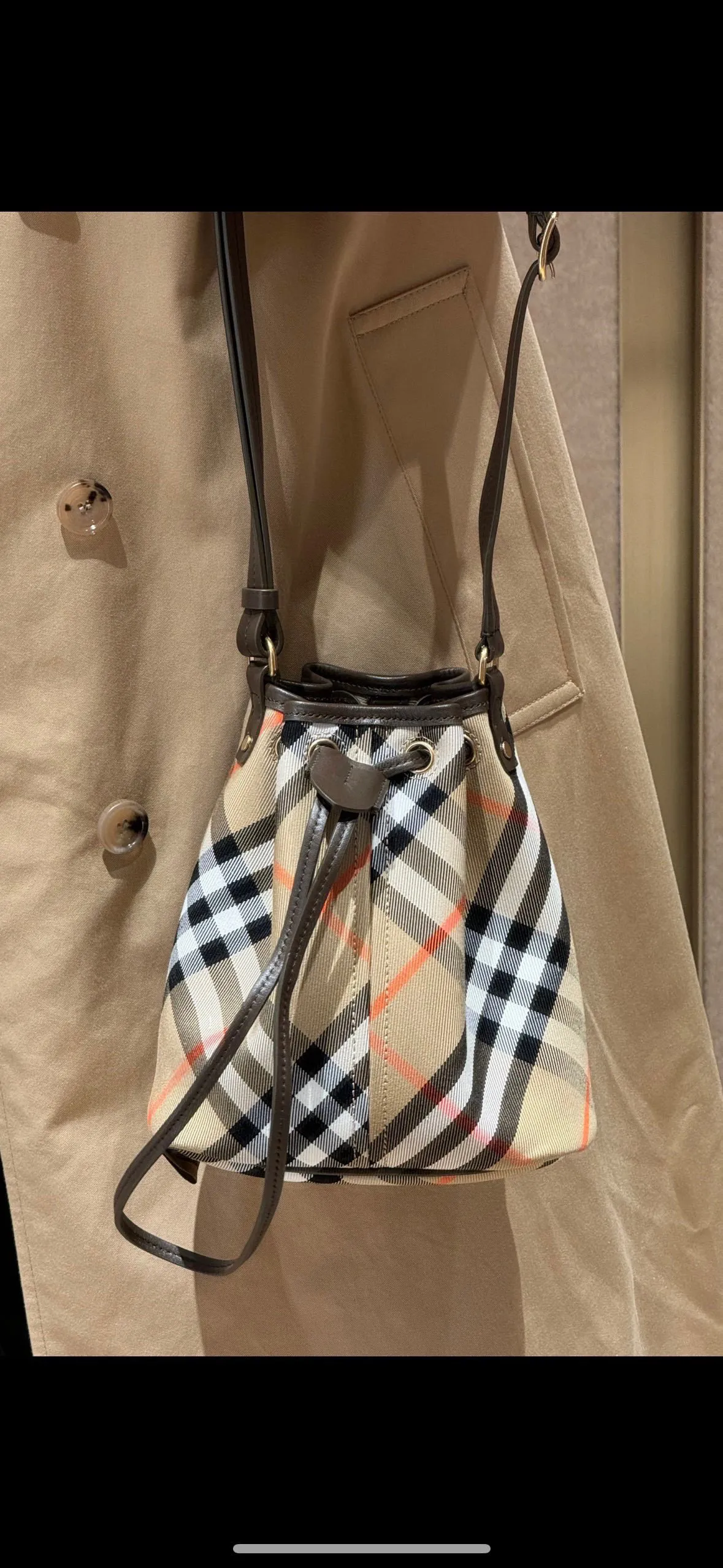 All categories Burberry women's bags (Burberry) Burberry 8386