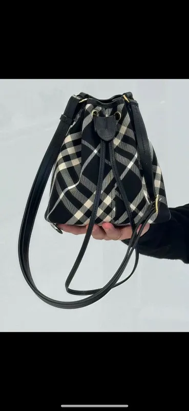 All categories Burberry women's bags (Burberry) Burberry 8386