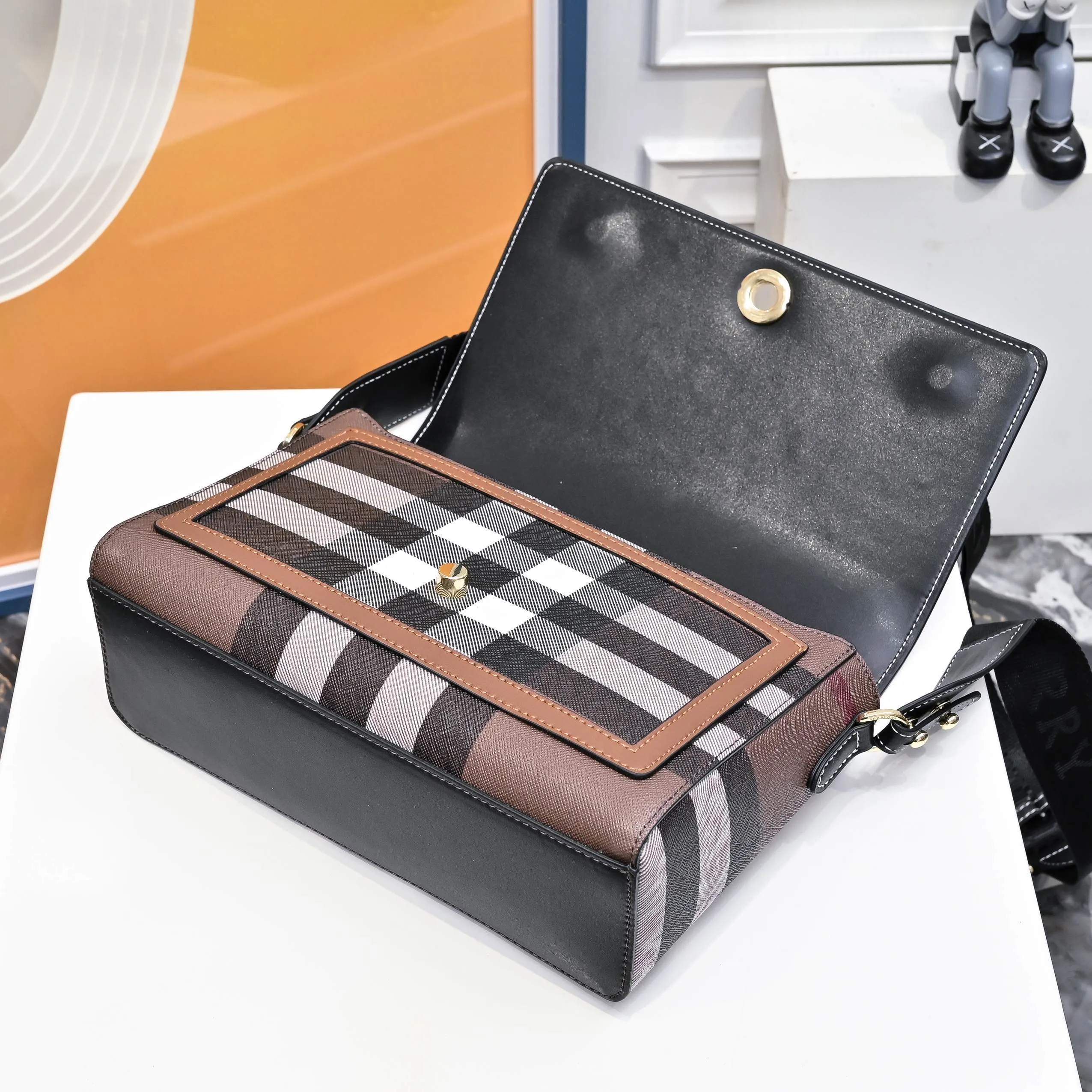 All categories Burberry women's bags (Burberry) Burberry 2517
