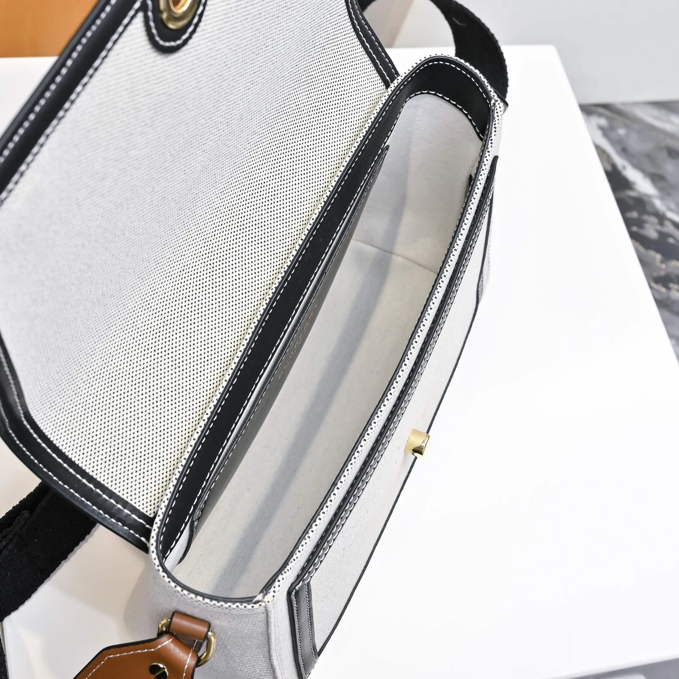 All categories Burberry women's bags (Burberry) Burberry 2517