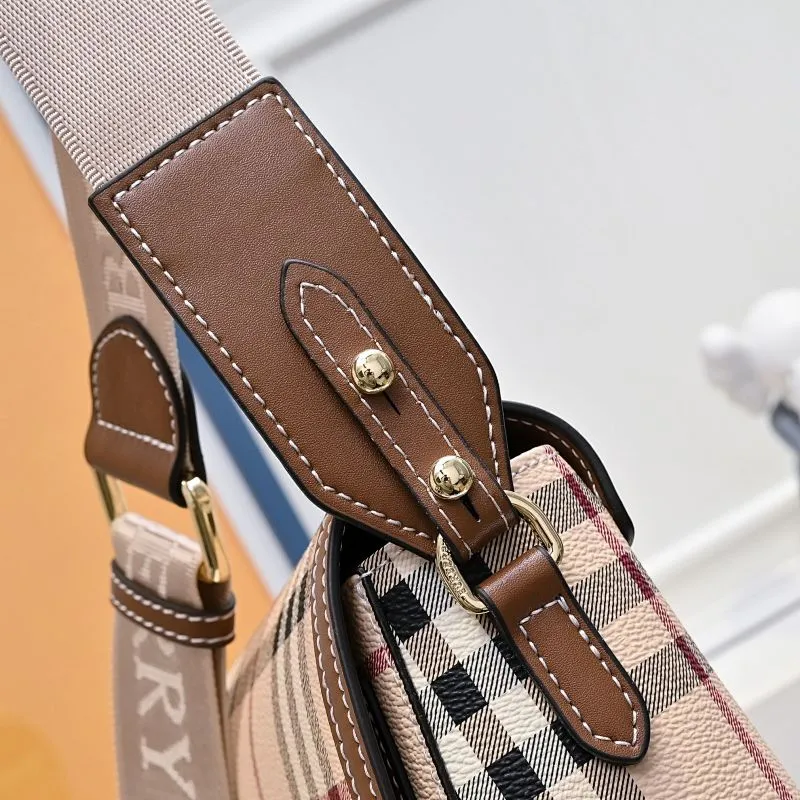 All categories Burberry women's bags (Burberry) Burberry 2517