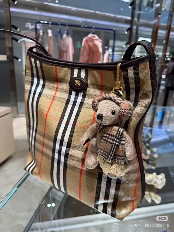 All categories Burberry women's bags (Burberry) Burberry 8397