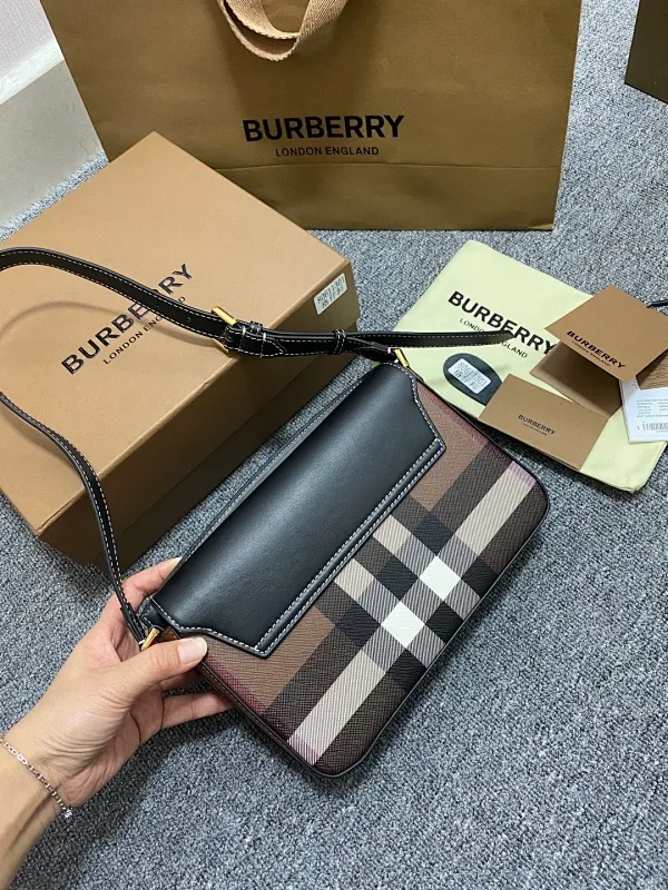 All Categories Official Website "Brand Women's Bags" Women's Bags 💙 Burberry 2025 New Burberry Crossbody Bag