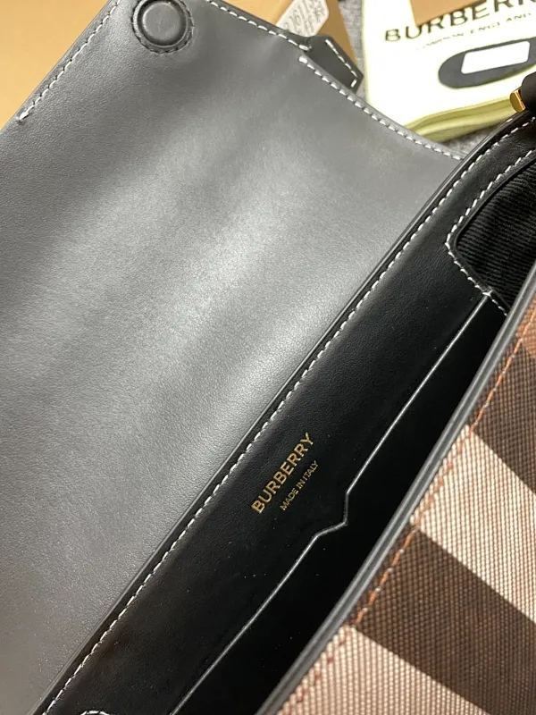 All Categories Official Website "Brand Women's Bags" Women's Bags 💙 Burberry 2025 New Burberry Crossbody Bag