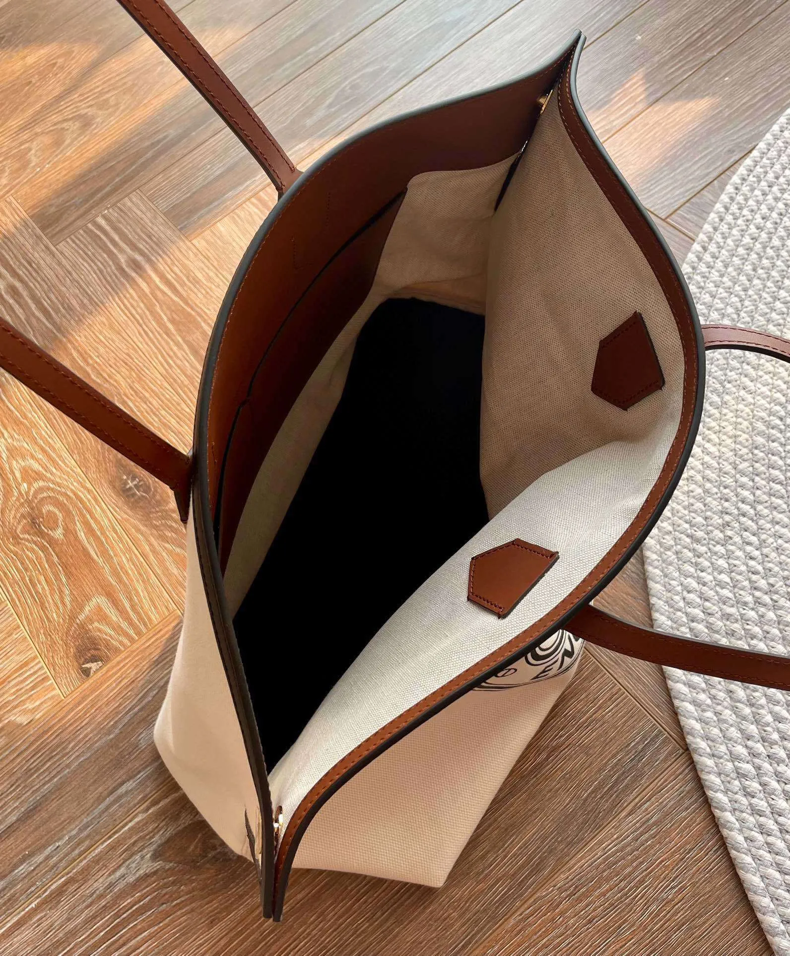 All Categories Official Website "Brand Women's Bags" Women's Bags 💙 Burberry 2025 New Burberry Handbags