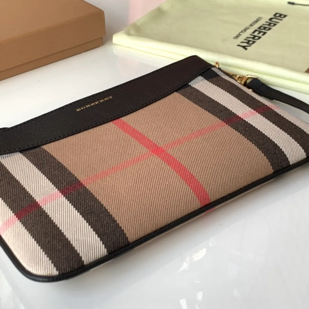All categories Burberry women's bags (Burberry) Burberry 0771