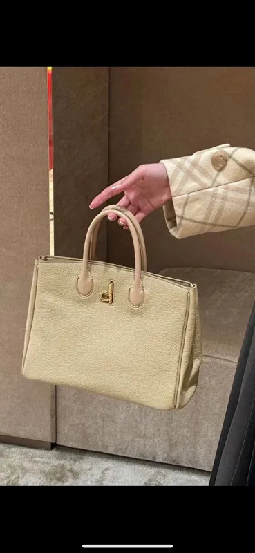 All Categories Burberry Women's Bags (Burberry) Burberry Original Order 4011