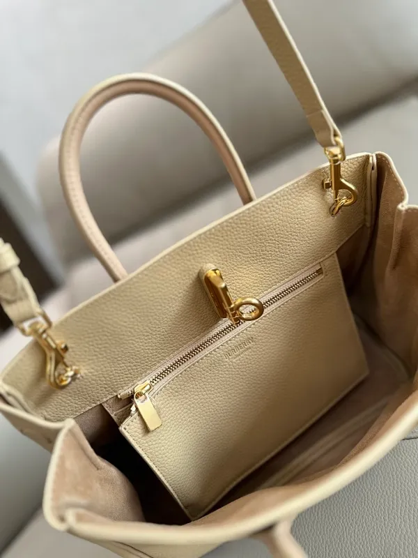 All Categories Burberry Women's Bags (Burberry) Burberry Original Order 4011