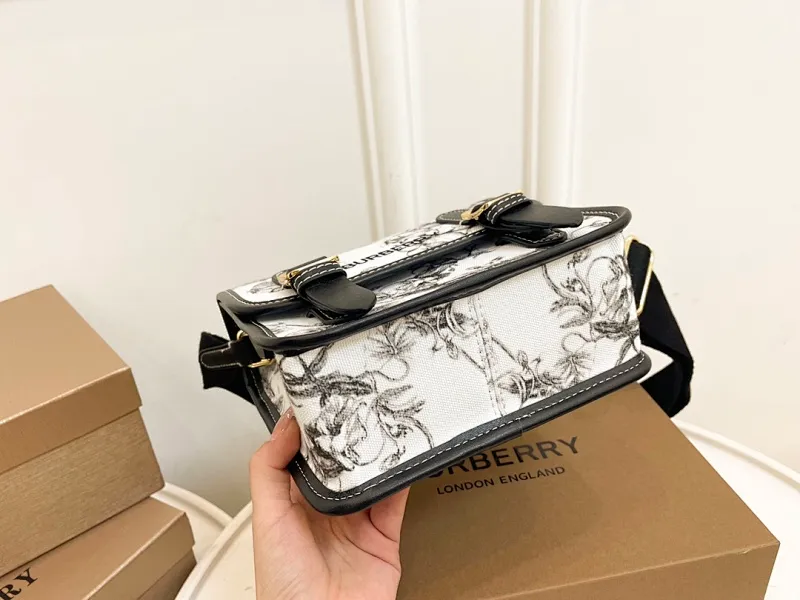 All Categories Official Website "Brand Women's Bags" Women's Bags 💙 Burberry 2023 New Burberry Crossbody Bag