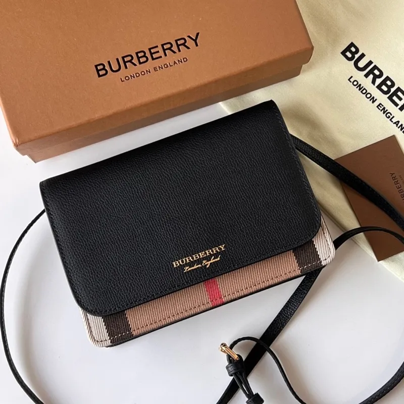 All categories Burberry women's bags (Burberry) Burberry 18696