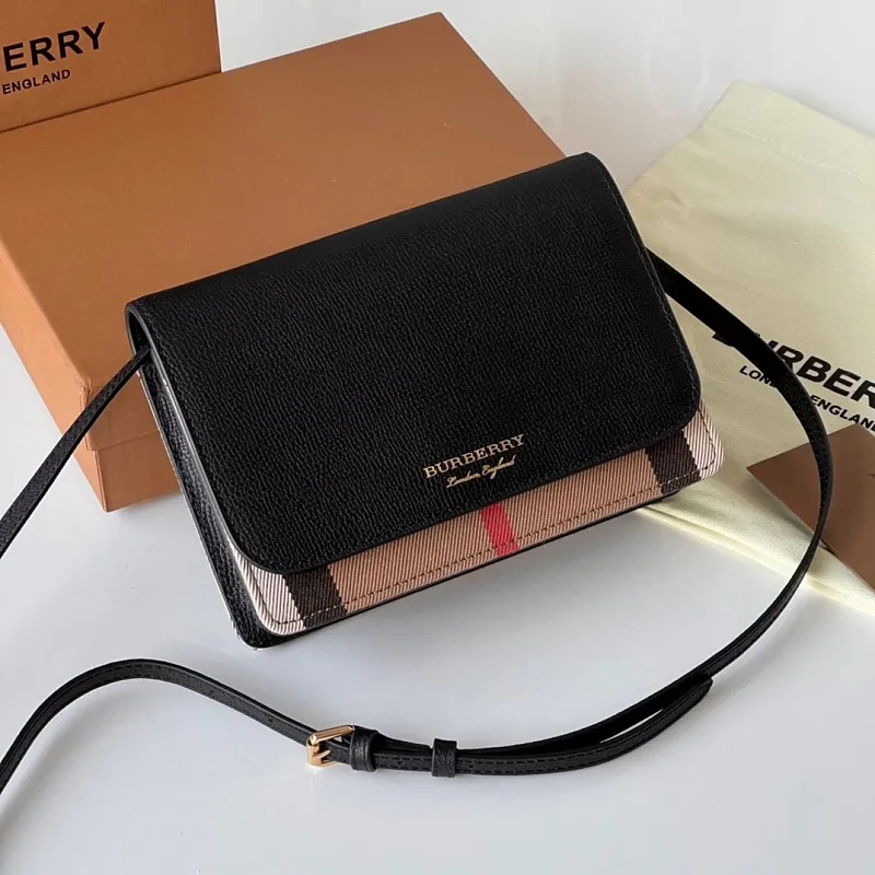 All categories Burberry women's bags (Burberry) Burberry 18696