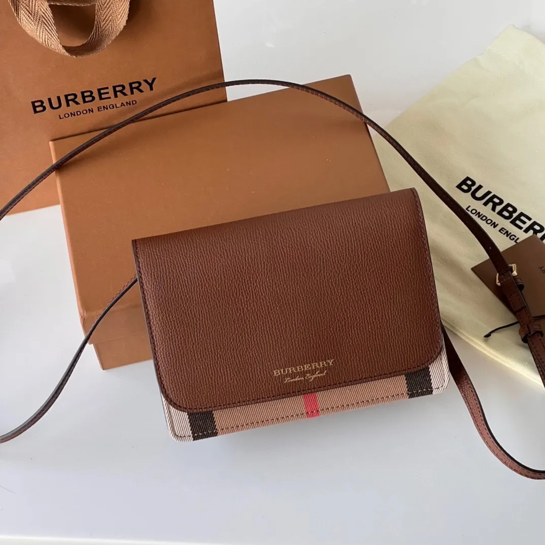 All categories Burberry women's bags (Burberry) Burberry 18696
