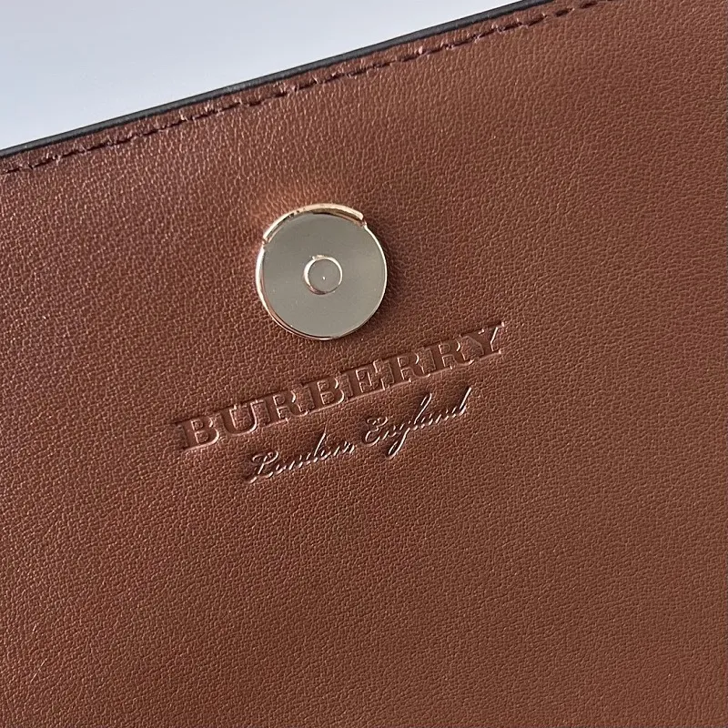 All categories Burberry women's bags (Burberry) Burberry 18696