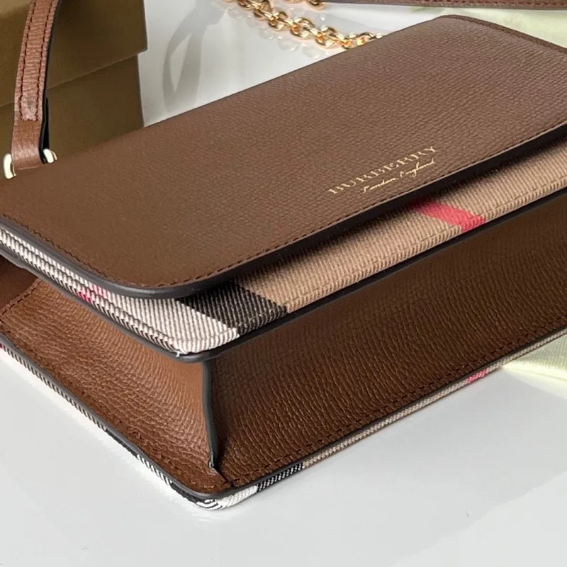 All categories Burberry women's bags (Burberry) Burberry 18696