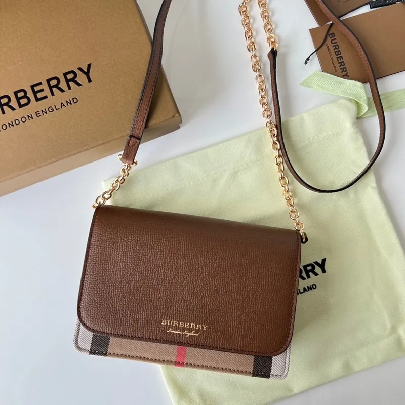 All categories Burberry women's bags (Burberry) Burberry 18696