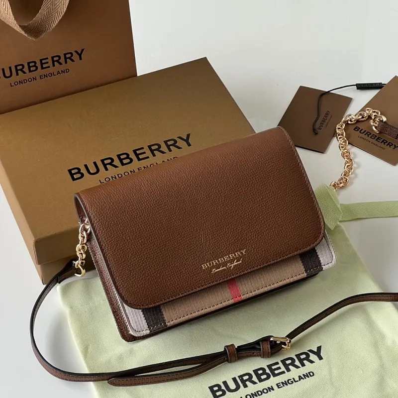 All categories Burberry women's bags (Burberry) Burberry 18696