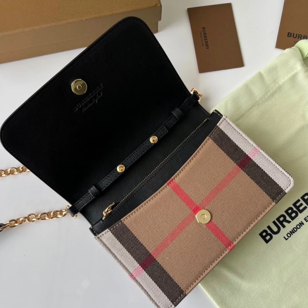 All categories Burberry women's bags (Burberry) Burberry 18696
