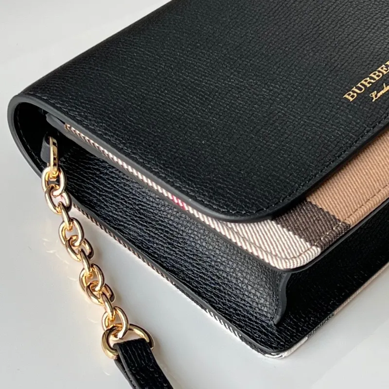 All categories Burberry women's bags (Burberry) Burberry 18696