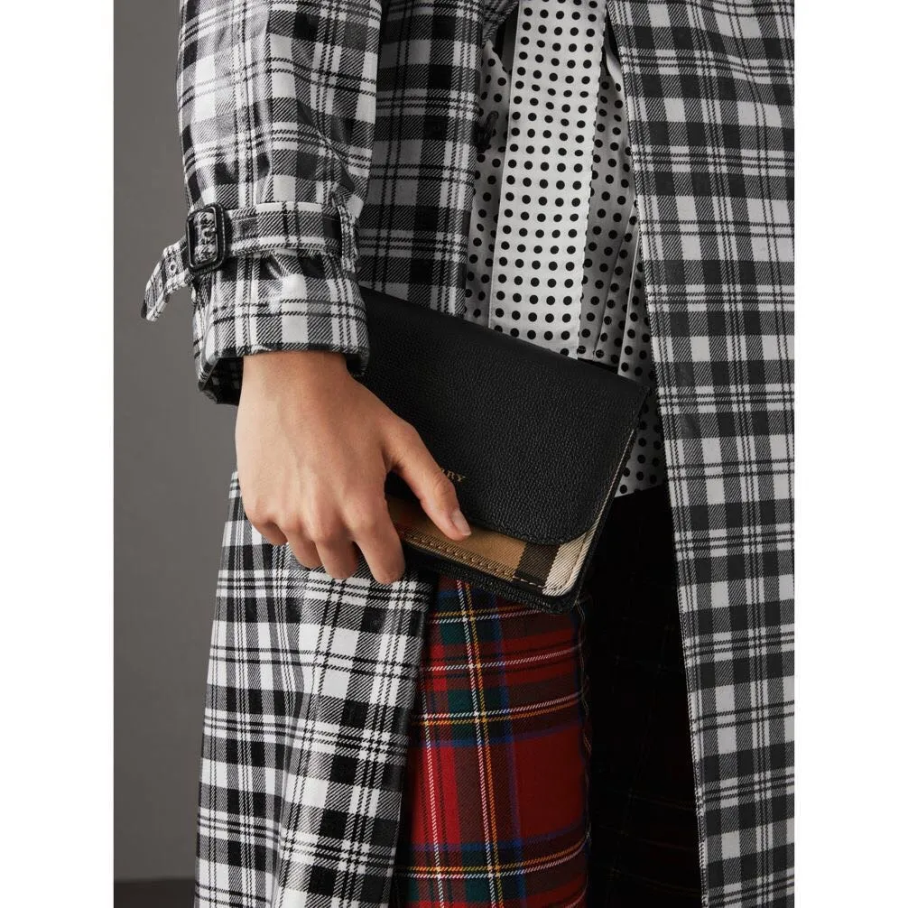 All categories Burberry women's bags (Burberry) Burberry 18696