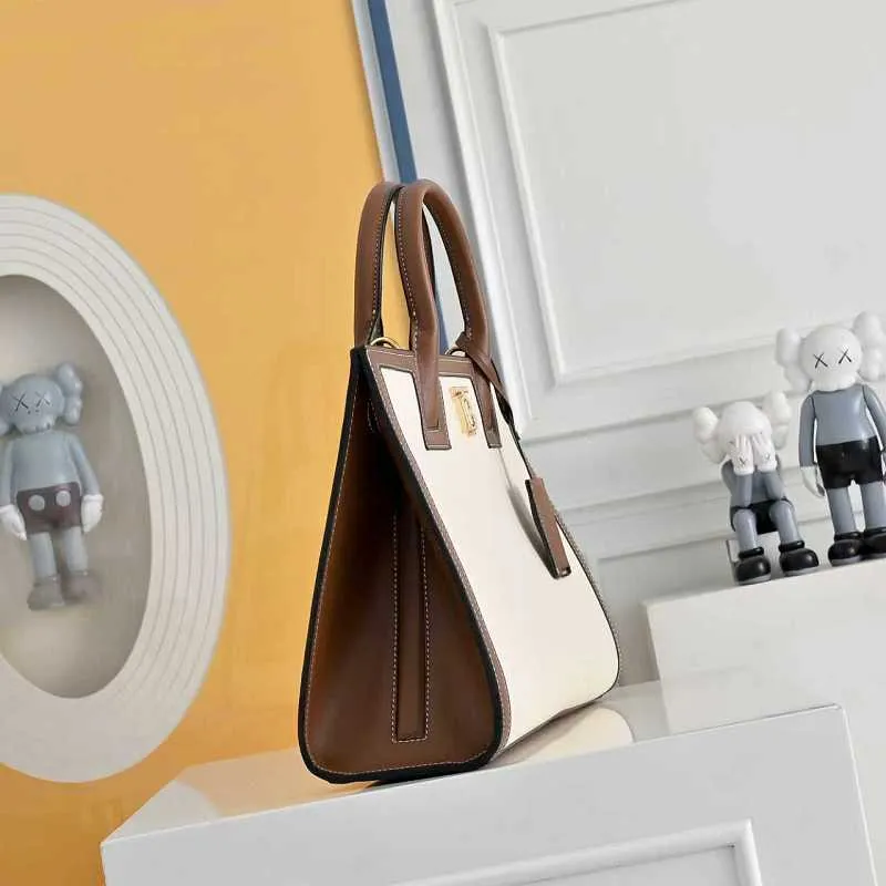 All categories Burberry women's bags (Burberry) Burberry 3232