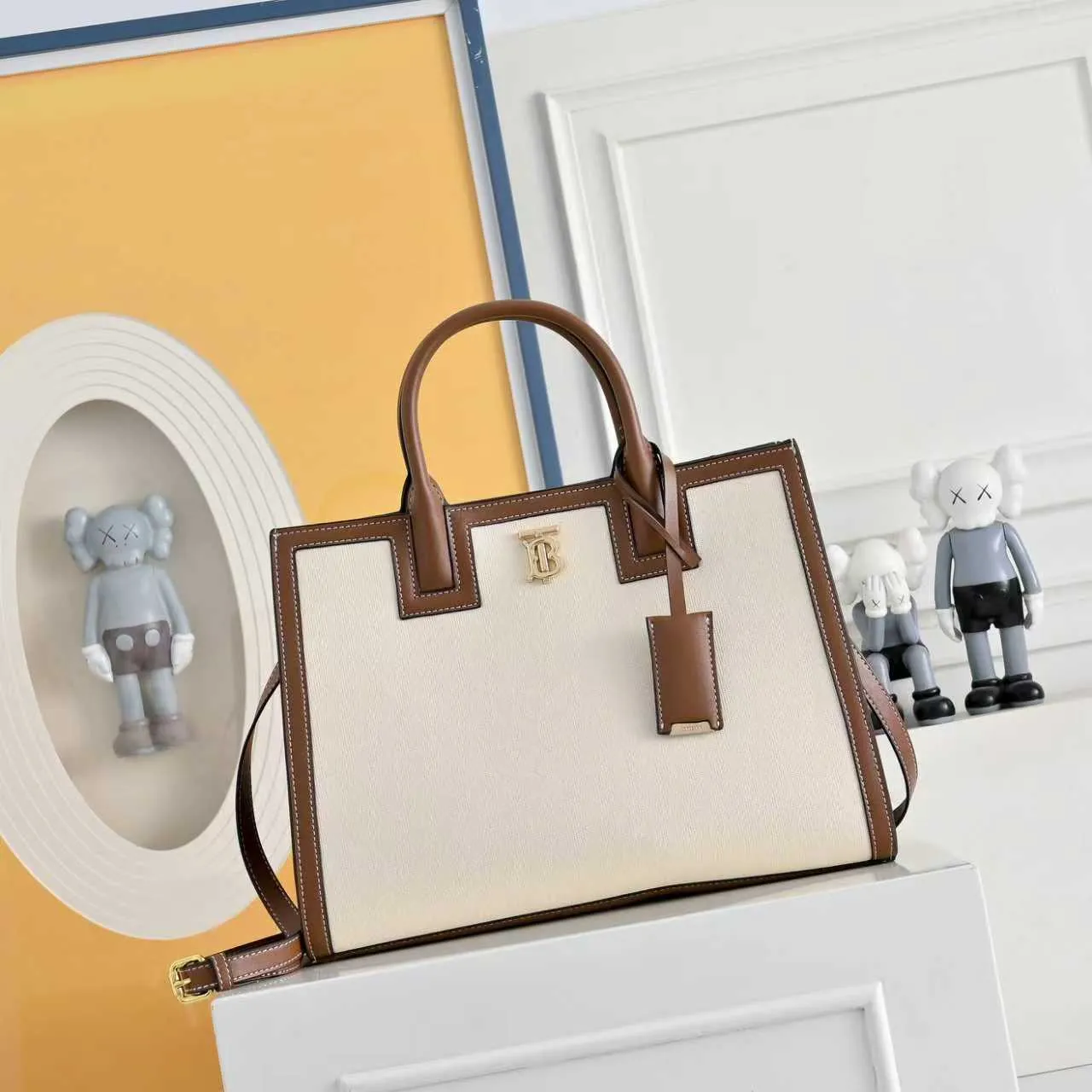 All categories Burberry women's bags (Burberry) Burberry 3232