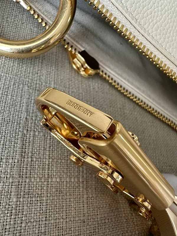 All categories Burberry women's bags (Burberry) Burberry 2821